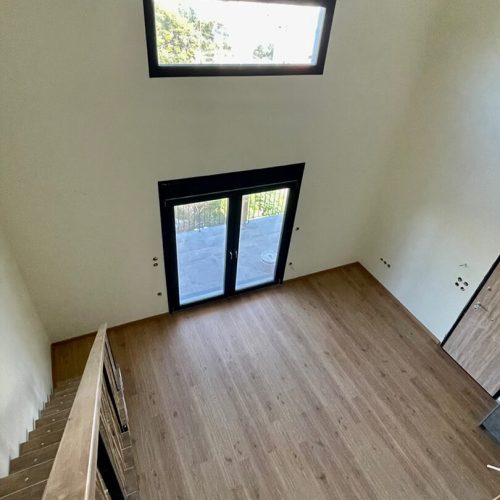 Artemida isogeio 38m2 me sofita 19m2 kai imiypogeio 40m2-12