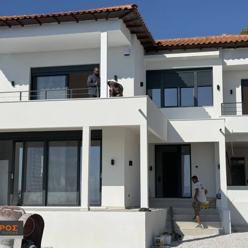 Melissi Korinthias 11