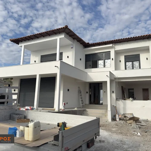 Melissi Korinthias 13