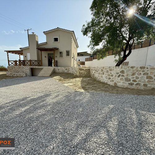 ano-loutro-xylokastro-isogeia-katoikia-80m²-me-sofita- 1